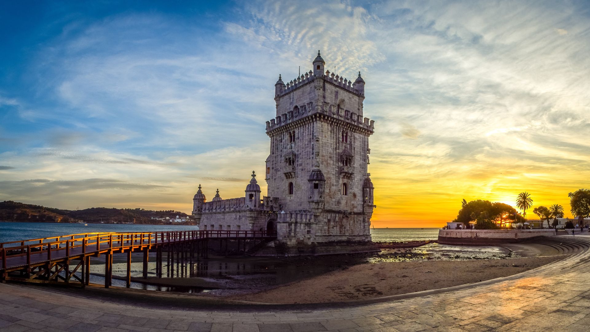 PIELGRZYMKA DO PORTUGALI. Opieka duchowa: ks. Marcin Lorenc -