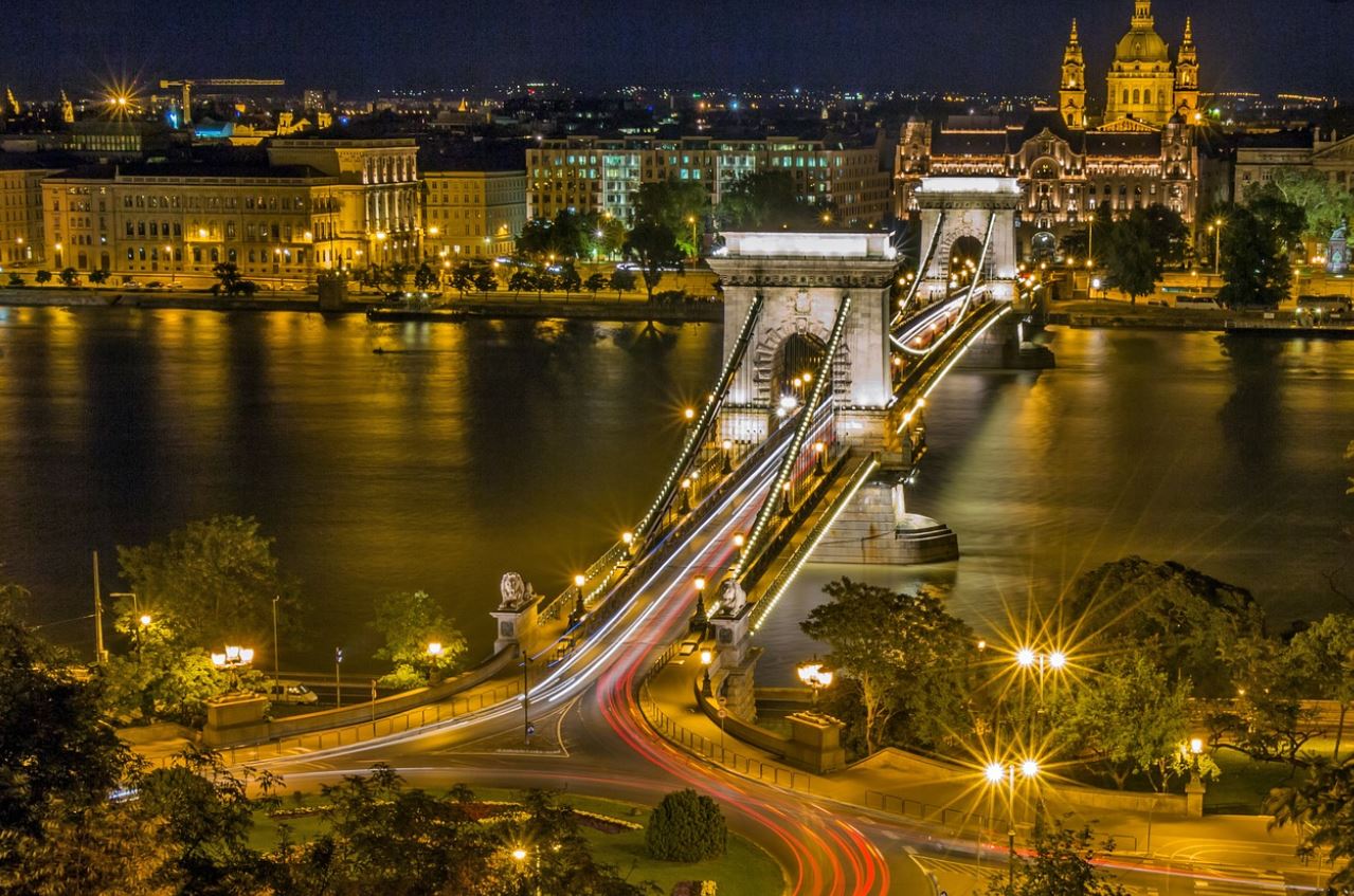 Węgry - Budapeszt i okolice oraz baseny termalne