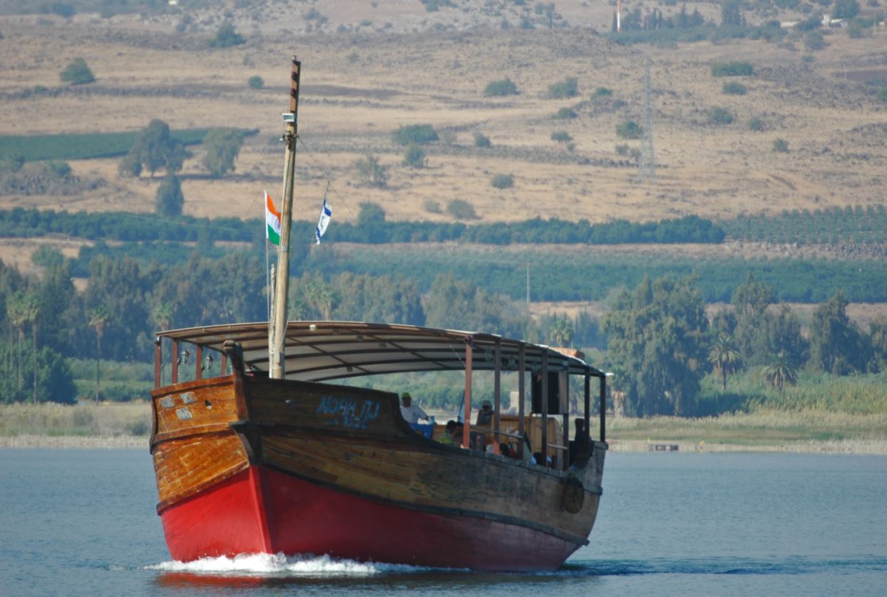 14. Wieczorny rejs po Jeziorze Galilejskim