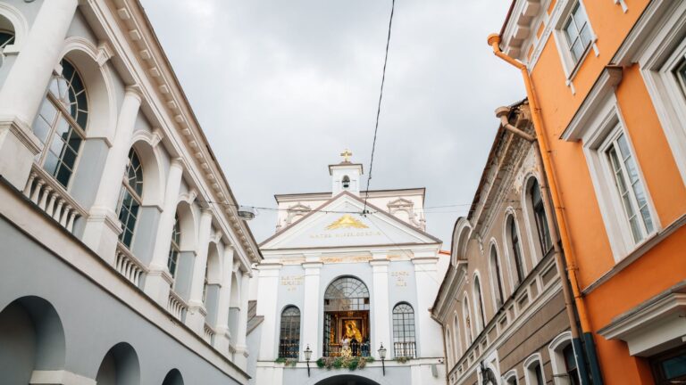 PIELGRZYMKA DO KRAJÓW NADBAŁTYCKICH - "Śladami historii i wiary". Opieka duchowa: ks. Zenon Bieszczad